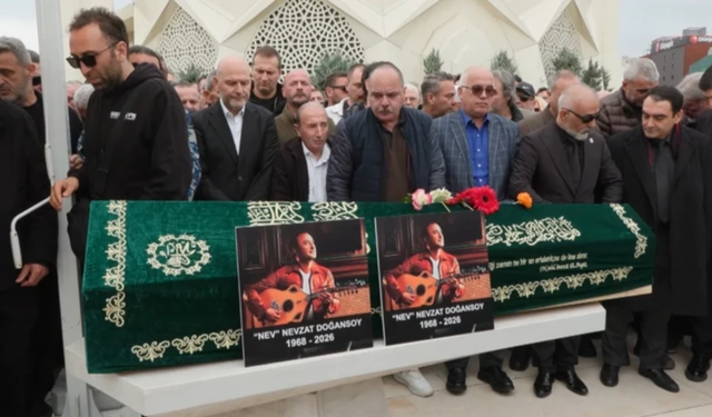 Şarkıcı Nev son yolculuğuna uğurlandı