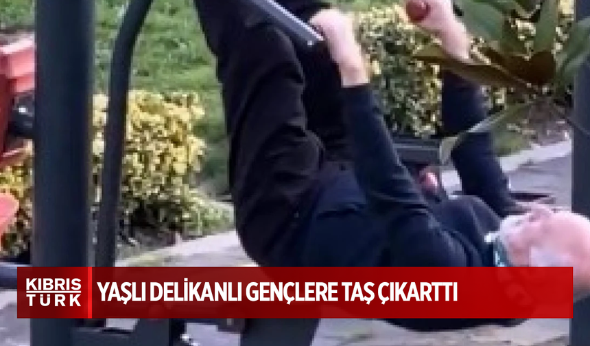 İstanbul'da parktaki spor aletlerini kullanan yaşlı adamdan ilginç hareketler