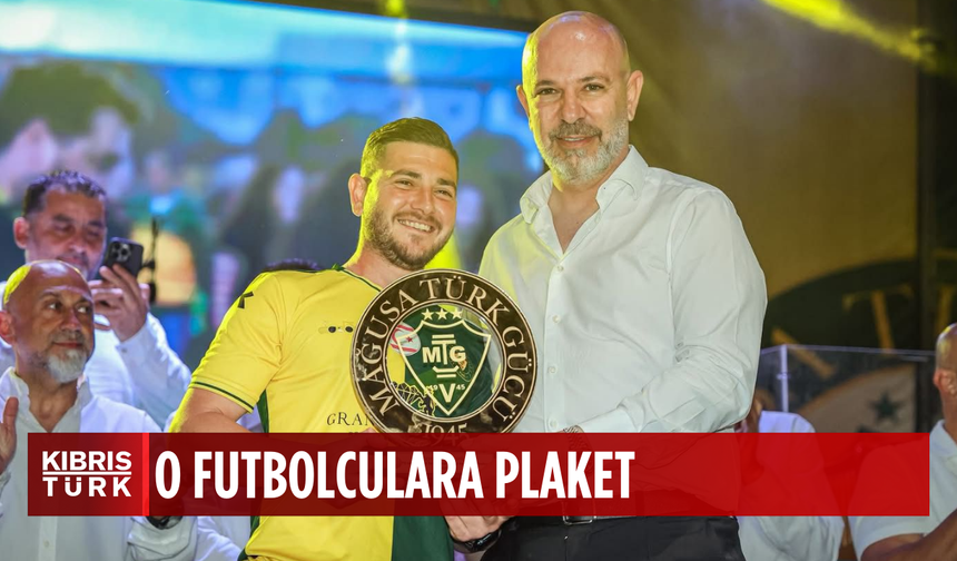 MTG TARİHİNE GEÇEN FUTBOLCULARA ANLAMLI PLAKET