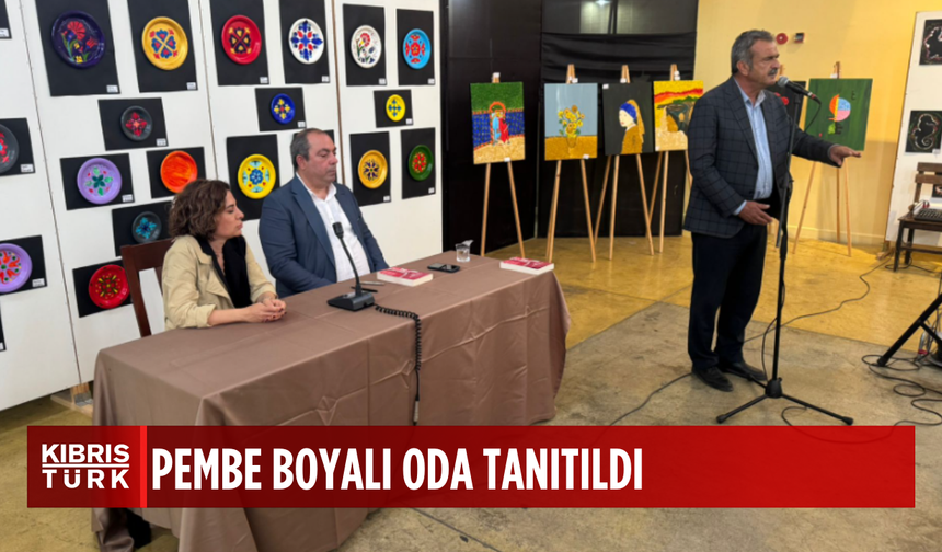 Pembe Boyalı Oda romanının tanıtım ve imza etkinliği Gazimağusa’da yapıldı