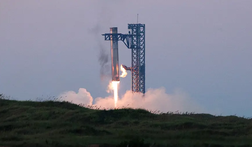 SpaceX'in Starship güçlendirici testi de hüsranla bitti