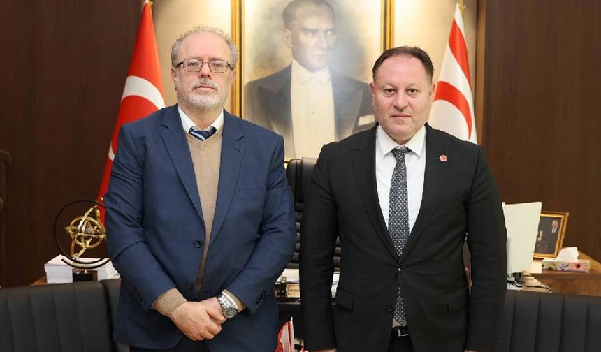 Ziya Öztürkler: Mühendislik ve hukuk çalışmaları KKTC’ye katkı sağlıyor