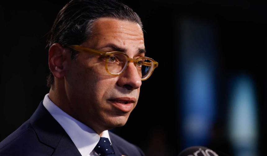 Kombos, Mısır Dışişleri Bakanı ile telefonda görüştü