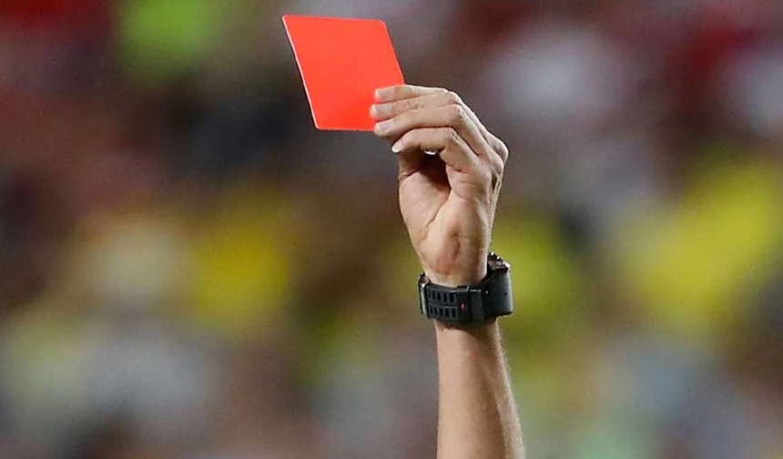 Aksa 1. Lig’de Skandal: Hakeme Saldırı Sonrası Maç Tatil Edildi, 1 Tutuklama