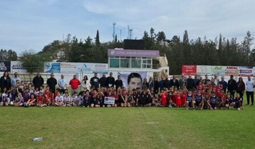 Lefke’de Anlamlı Koşu: Halk ve Öğrenciler Buluştu