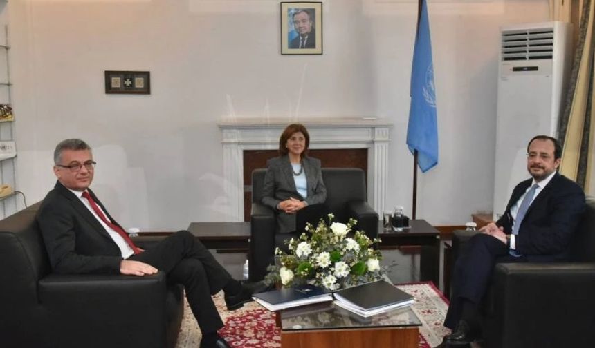 Erhürman ve Hristodulidis, Holguin ev sahipliğinde ara bölgede bir araya geldi