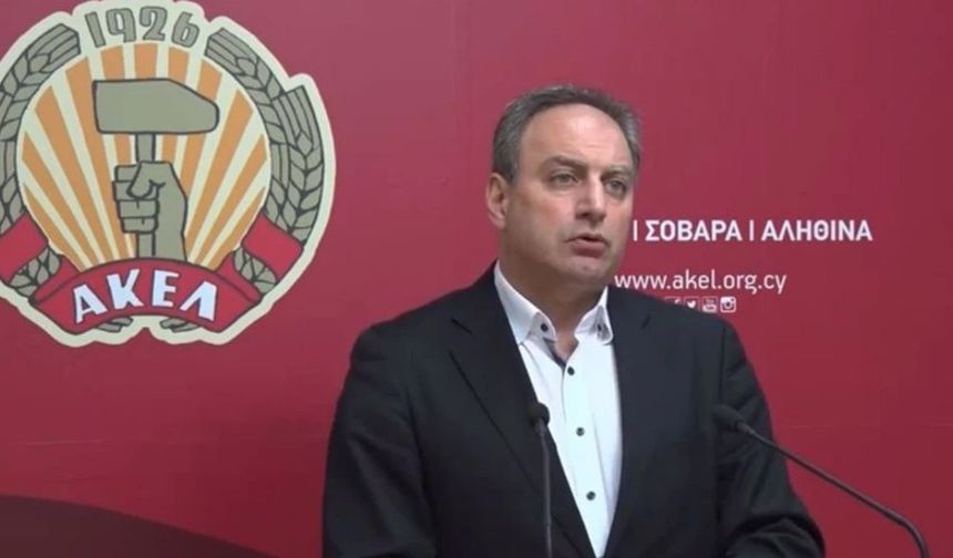 Stefanos Stefanu, İngiltere temaslarında Kıbrıs sorunu ve sosyal krizleri görüştü