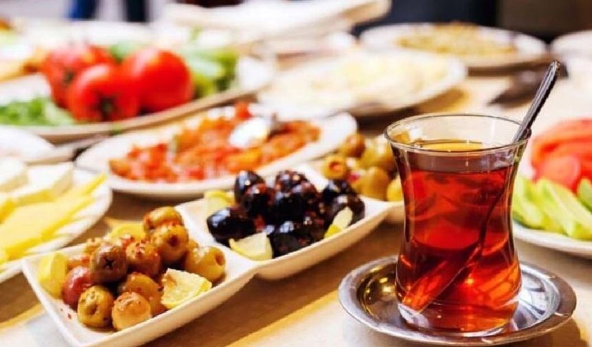 Bakü’de Anadolu kahvaltı kültürü tanıtıldı: Türkiye, Azerbaycan, KKTC bağları vurgulandı