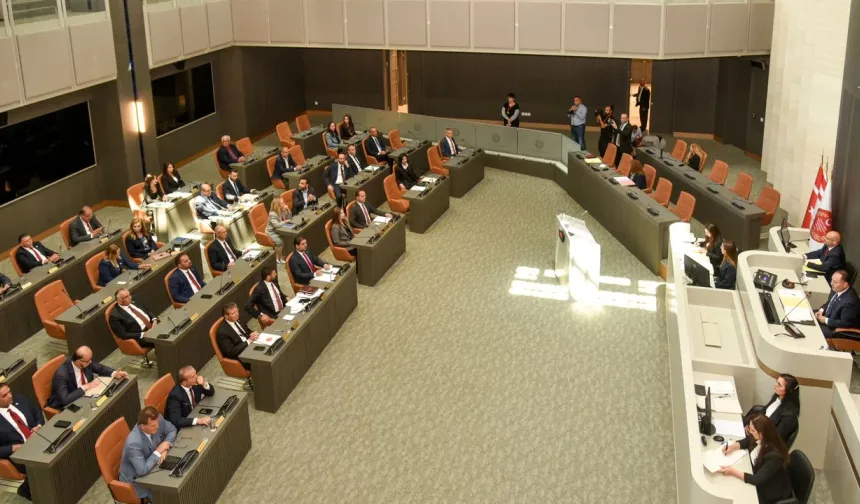 "KKTC Pasaport (Değişiklik) Yasa Tasarısı" ile "Oteller (Değişiklik) Yasa Tasarısı" oy çokluğuyla kabul edildi