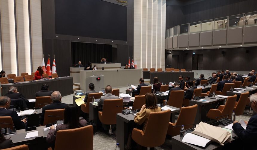 Hukuk Komitesi’ndeki Üye Değişikliği Meclis’te Tartışma Yarattı