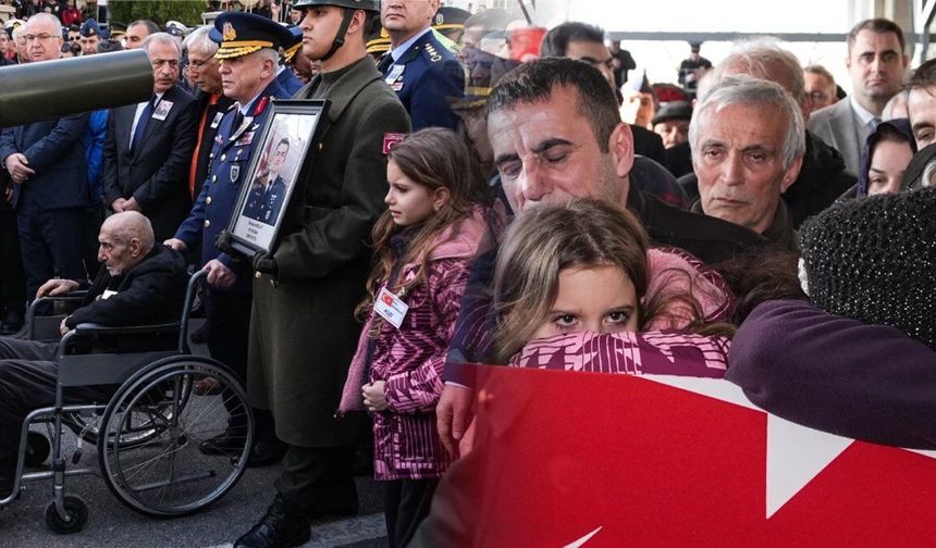 Şehit Pilot Binbaşı İbrahim Bolat İzmir'de son yolculuğuna uğurlandı