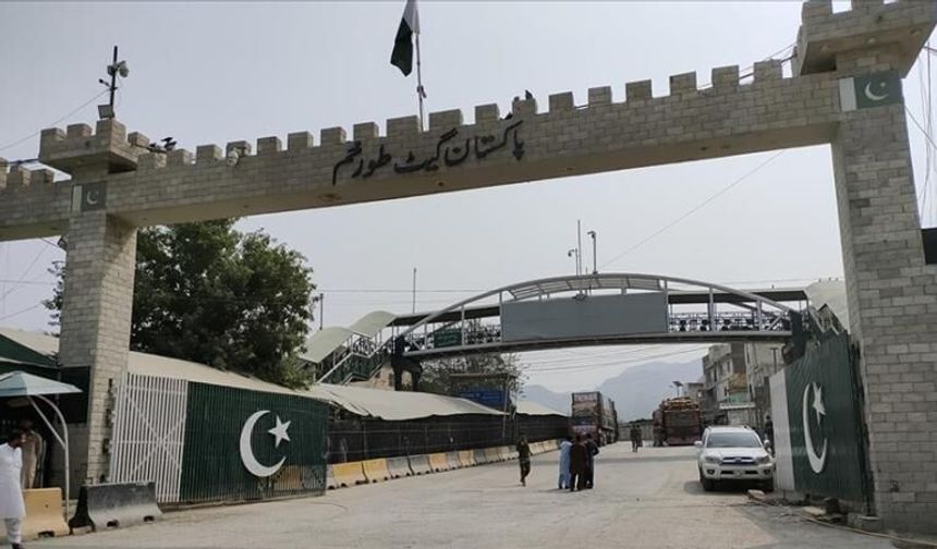 Afganistan yönetimi, Pakistan'ın hava saldırılarına misilleme yapıldığını açıkladı