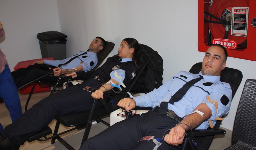 Polis Okulu’nda “Her Damla Kan Bir Umut” kampanyası