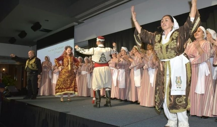 "Gelenekten Geleceğe Mirasımız Kıbrıs" müzikali Sydney’de sahnelendi