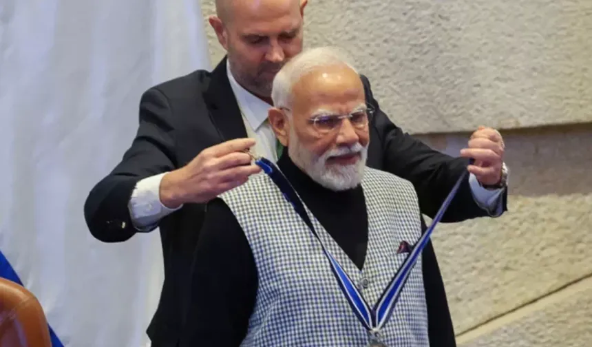 Hindistan Başbakanı Modi: İsrail'in yanındayız ve gelecekte de yanında olacağız