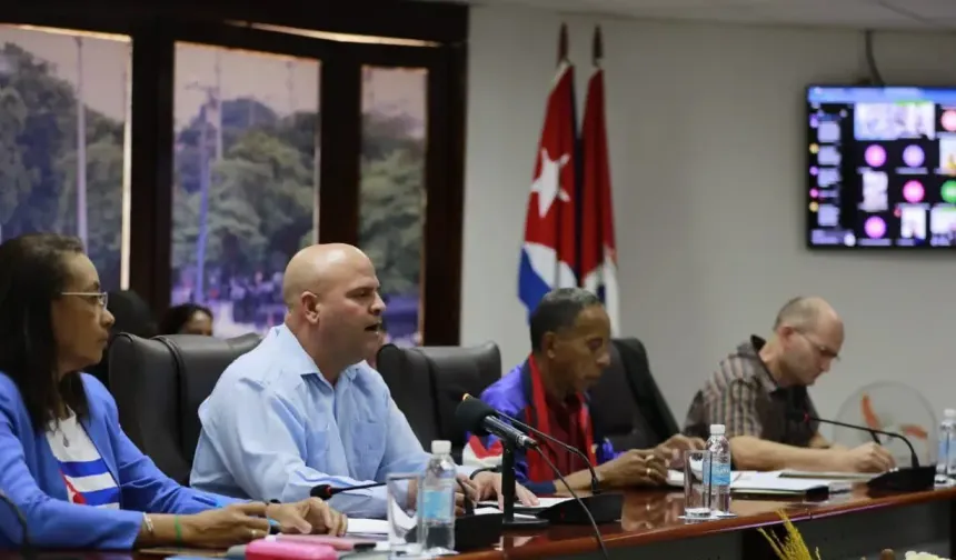 Emek örgütlerinden Küba’ya destek: "Ekonomik baskılara karşı yalnız değil"