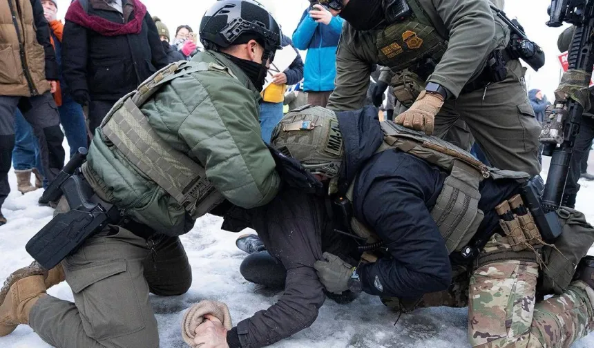 Trump yönetimi Minnesota’daki göçmen karşıtı operasyonları bitirdi