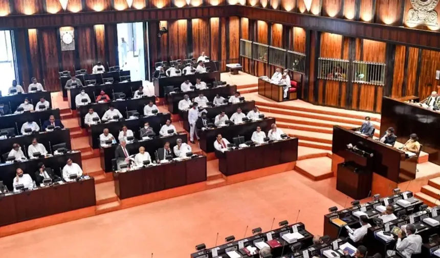 Milletvekili emekli maaşları tarih oldu