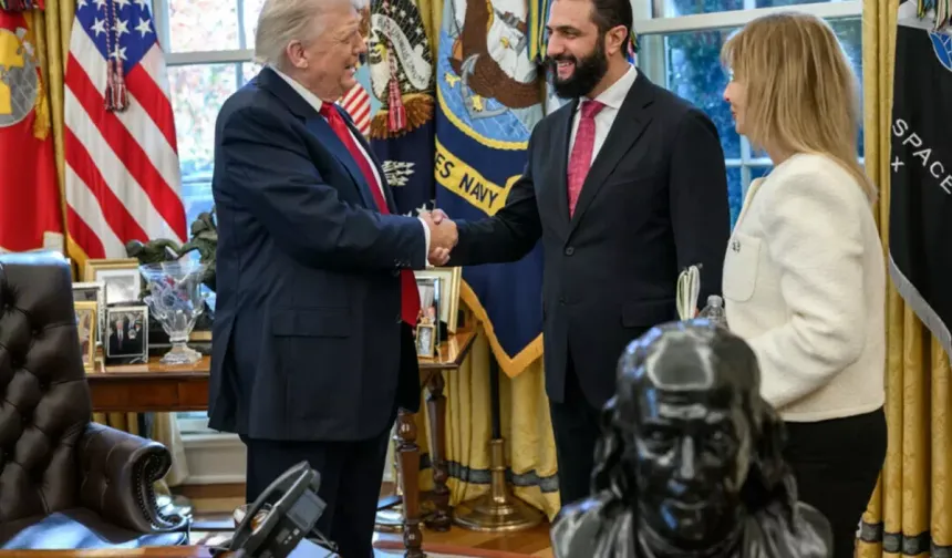 Trump: Göreve getirdiğim Suriye Cumhurbaşkanı olağanüstü bir iş çıkarıyor