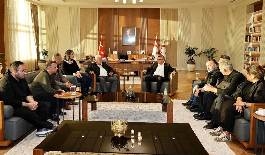 Cumhurbaşkanı Tufan Erhürman, Başbakan Ünal Üstel ve bazı sendika temsilcileriyle görüştü