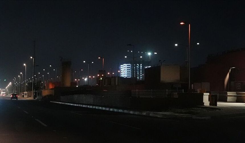 Irak'ın başkenti Bağdat'ta art arda patlama sesleri duyuldu