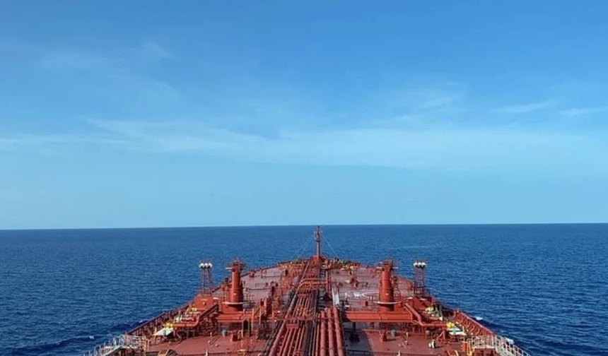 Britanya, Hürmüz Boğazı'nda seyrüsefer güvenliğini sağlamanın yollarını araştırıyor