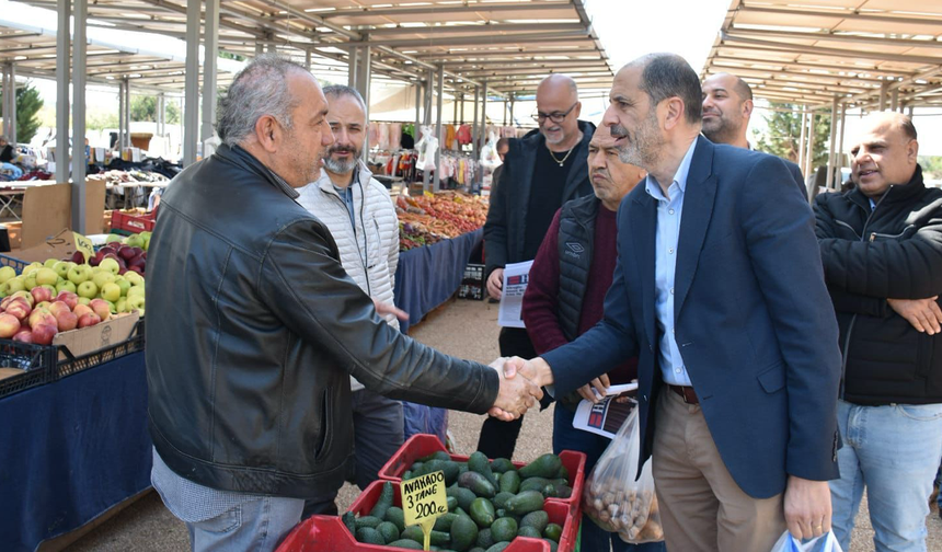 Özersay Güzelyurt Açık Pazarı’nda: “Vatandaşta ciddi sıkıntı ve bıkkınlık var”