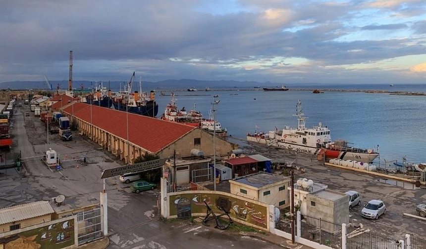 Limanlar Dairesi, iki şişme botu açık artırmayla satışa çıkarıyor