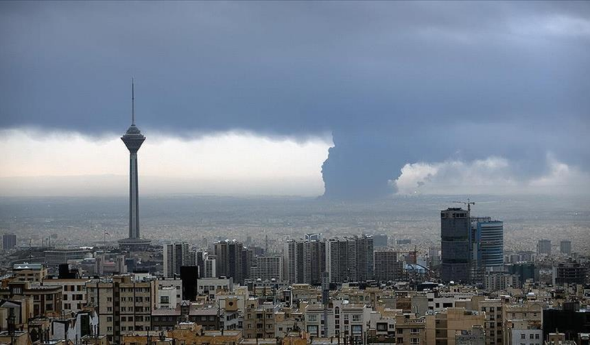 Tahran'a zehirli yağmur yağıyor