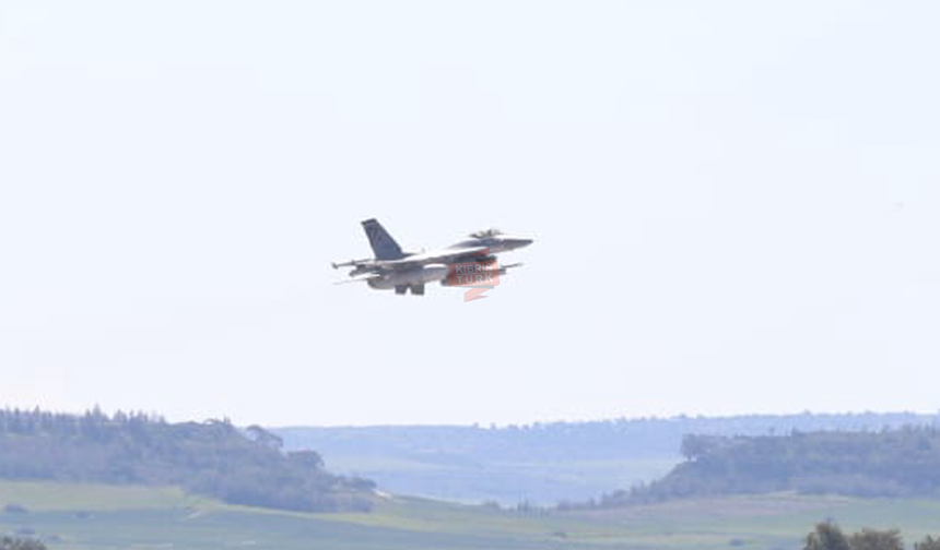 Türkiye’nin Kıbrıs’a F-16 Konuşlandırma Planı Ne Anlama Geliyor?