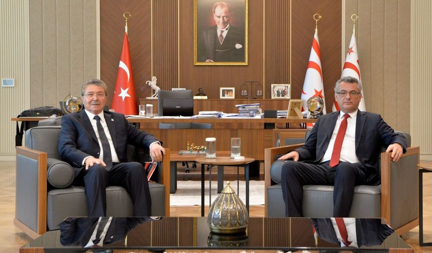 Erhürman, Üstel’i kabul etti