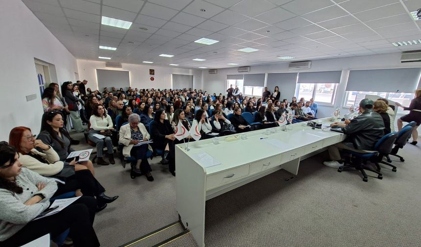 Eczacılar Birliği Genel Kurulu yapıldı. Başkan Umut Öksüz