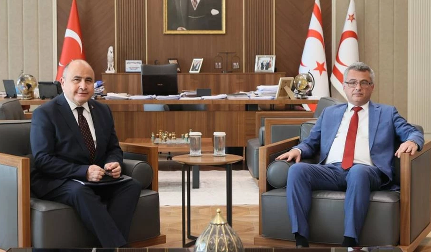 Cumhurbaşkanı Erhürman, Türkiye'nin Lefkoşa Büyükelçisi Ali Murat Başçeri’yi kabul etti