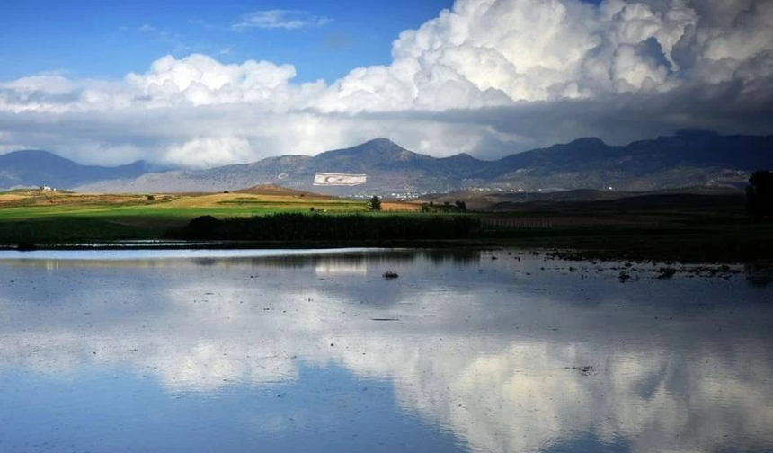 Hava bugün bulutlu, yarın yer yer sağanak bekleniyor