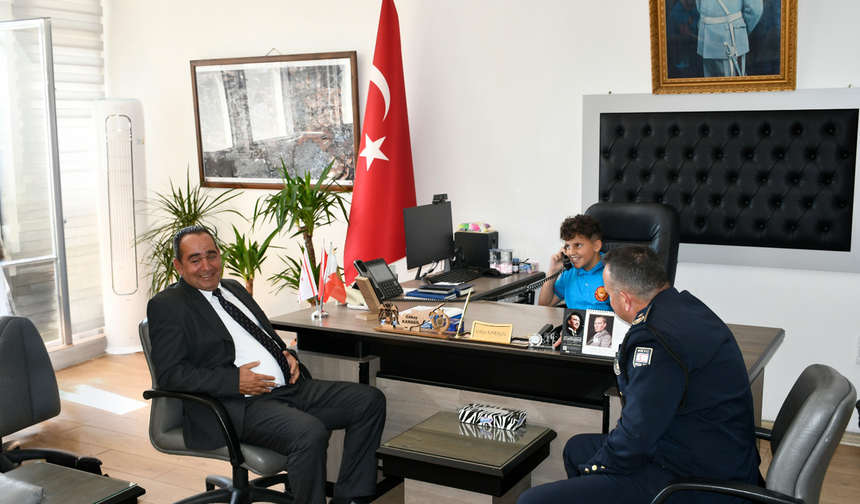 Dr. Suat Günsel Devlet İlkokulu öğrencilerden PGM Vekili Karagil’e ziyaret