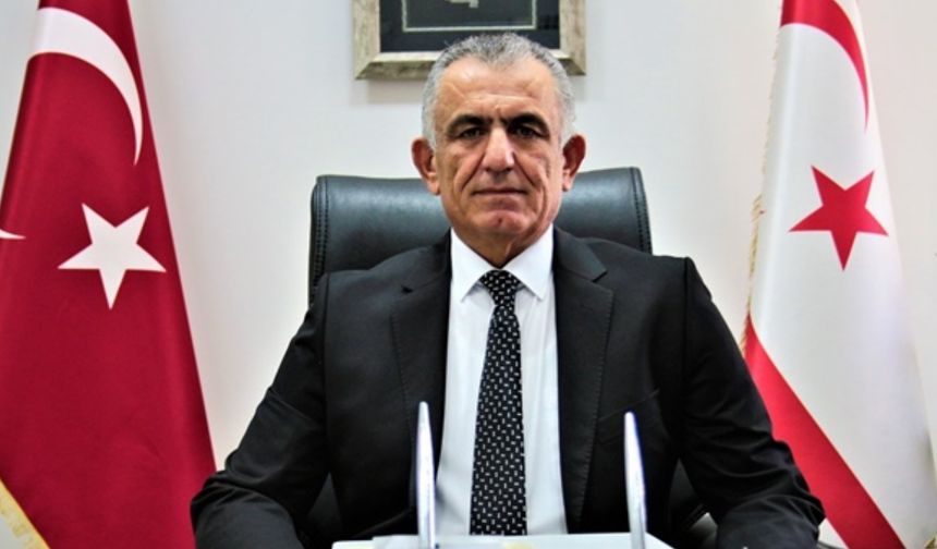 Bakan Çavuşoğlu’ndan 23 Nisan mesajı: “Dünyada tek”