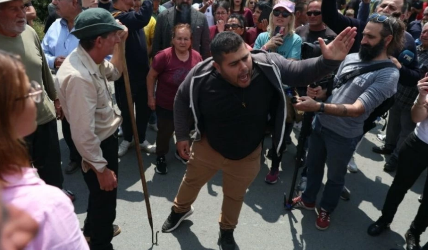 Güney’de şap eylemi: Yollar kapatıldı