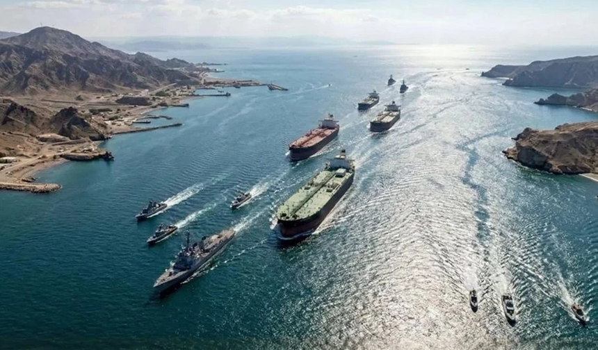 İran ile Umman, Hürmüz'de güvenli geçiş koridorunu görüştü