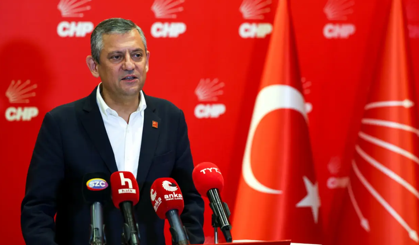 Özgür Özel: "Zaman geçirmeksizin kurultay kararının alınması gerekiyor"