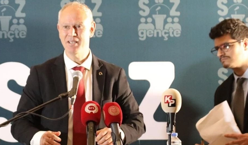 Oğuzhan Hasipoğlu "Söz Gençte" etkinliğinde vurguladı: Gençlerin ülkede kalması için destekler sürecek