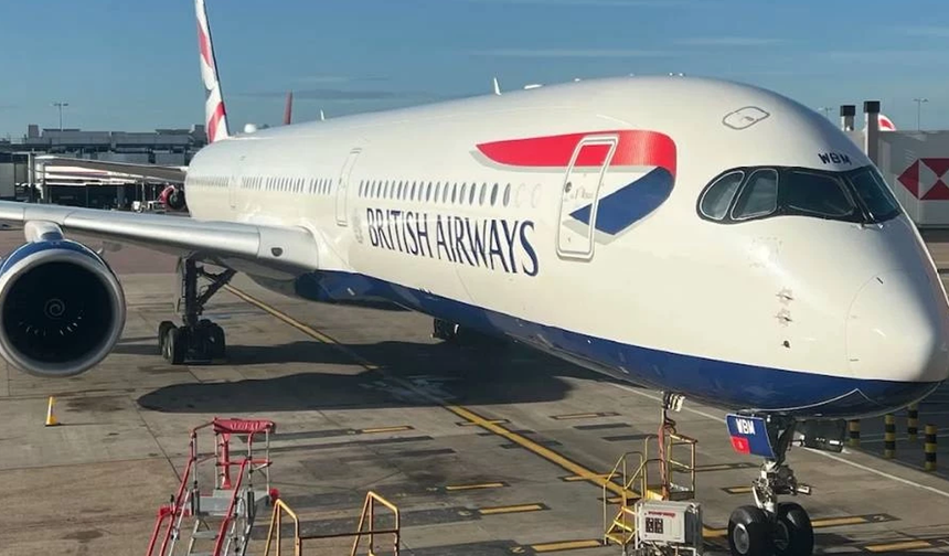 Uçakta fotoğraf çekenlere kötü haber: British Airways kuralları sertleştirdi