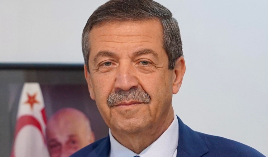 Dışişleri Bakanı Ertuğruloğlu, Azerbaycan’ın Bağımsızlık Günü’nü kutladı