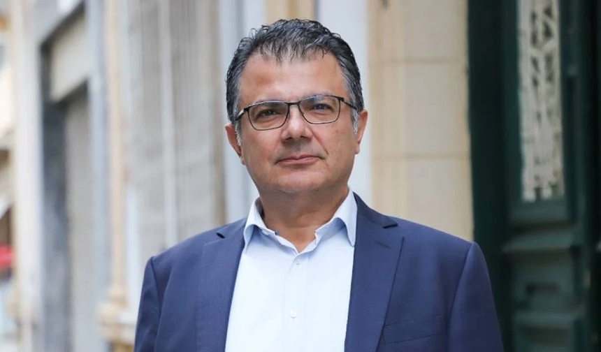 Asım Akansoy'dan Özgür Özel'e destek mesajı