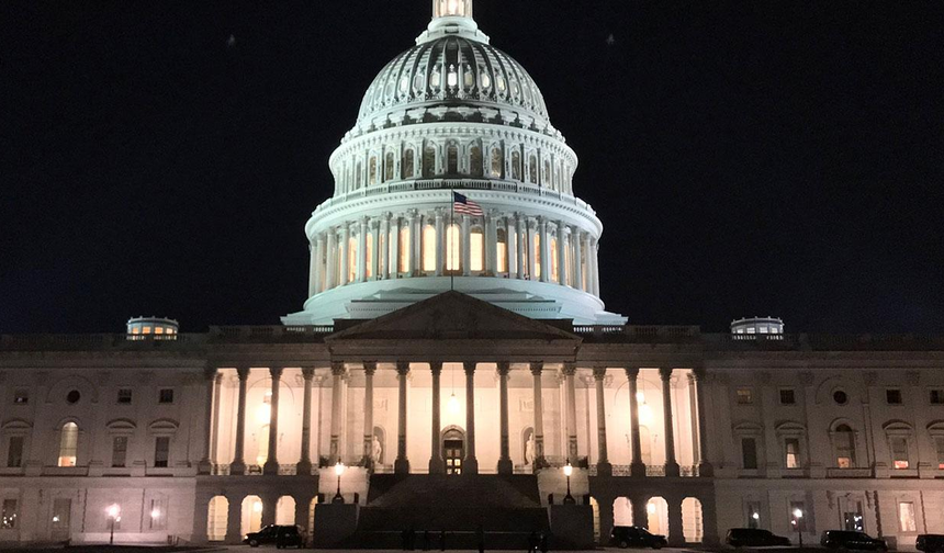 ABD Senatosu’ndan Trump’a İran freni