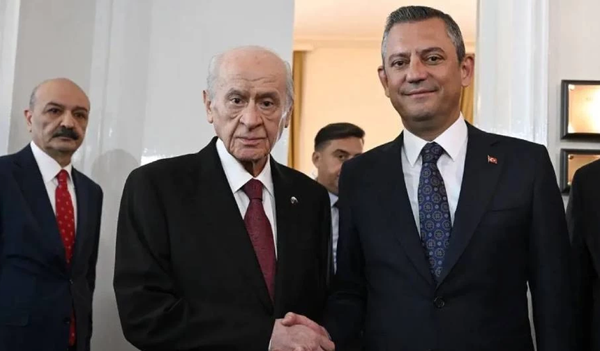 MHP Genel Başkanı Bahçeli'den CHP Genel Başkanı Özgür Özel'e telefon