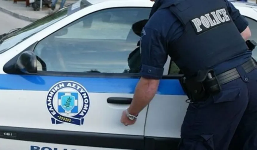 Larnaka’da araçlara silahlı saldırı ve kundaklama!
