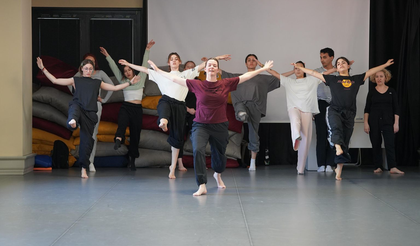 ARUCAD Dünya Dans Günü’nü “Bodies Speak / Ideas Move” Programıyla Kutladı