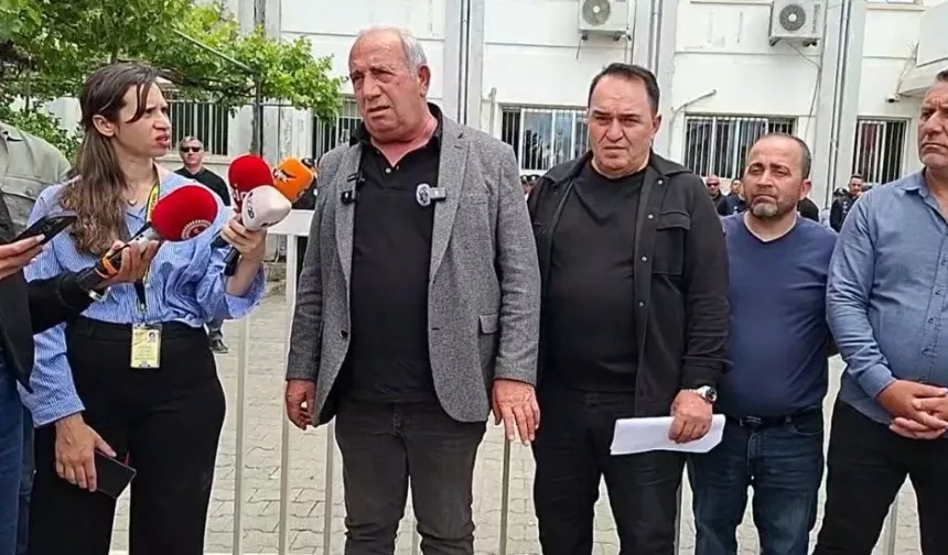 Kar-İş 60 otobüsle Maliye Bakanlığı'nın önünde