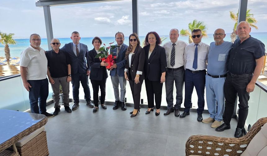 “ADAKDER’DEN BAŞKAN KATİP DEMİR'E ÖVGÜ ZİYARETİ ”