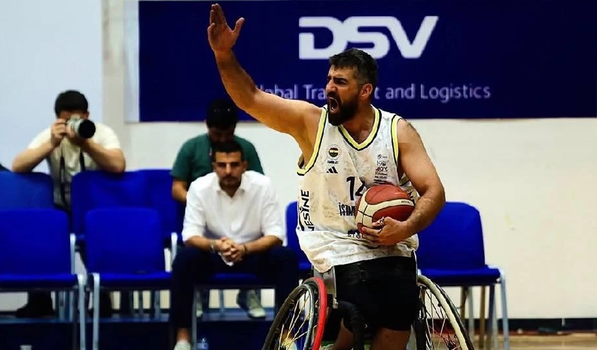Fenerbahçeliler Derneği’nden özel sporcu sandalyesi katkısı